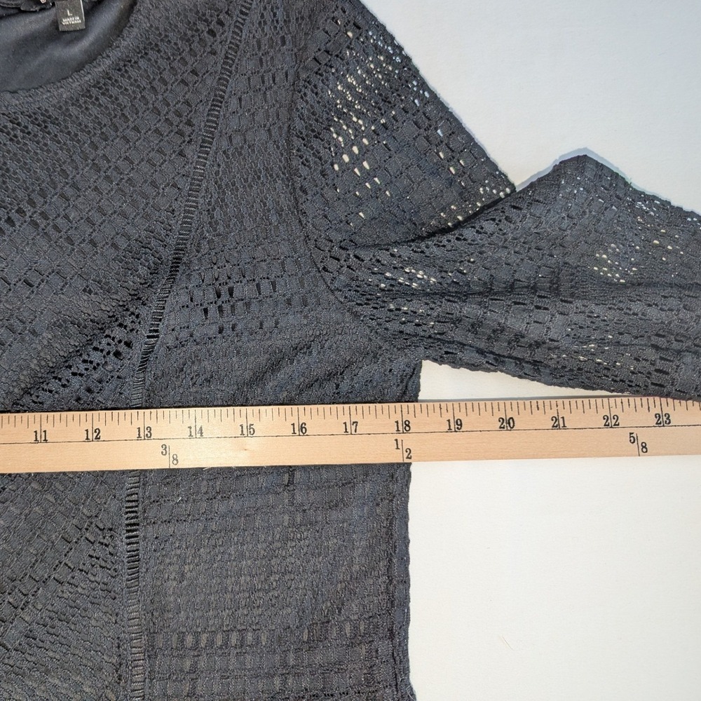 Banana Republic Black Lace Peplum Long Sleeve Top Women's Size L - Picture 5 of 8